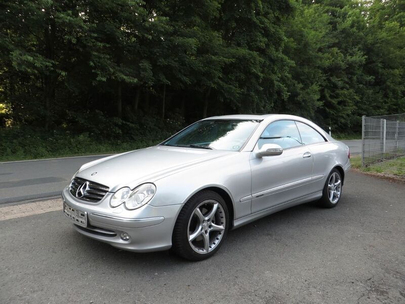 Silber Gebraucht 2002 Mercedes CLK240 Coupé | 7.499 € (Fairer Preis) - Bild 1/4