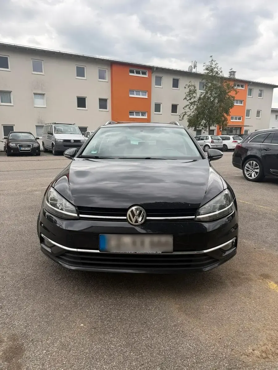 Gebraucht VW Golf VII 115 PS (84 kW) 2018 Schwarz Limousine