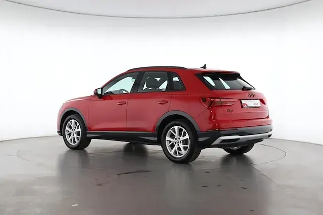 Gebraucht Audi Q3 S-Line 190 PS (139 kW) 2019 Tangorot metallic SUV