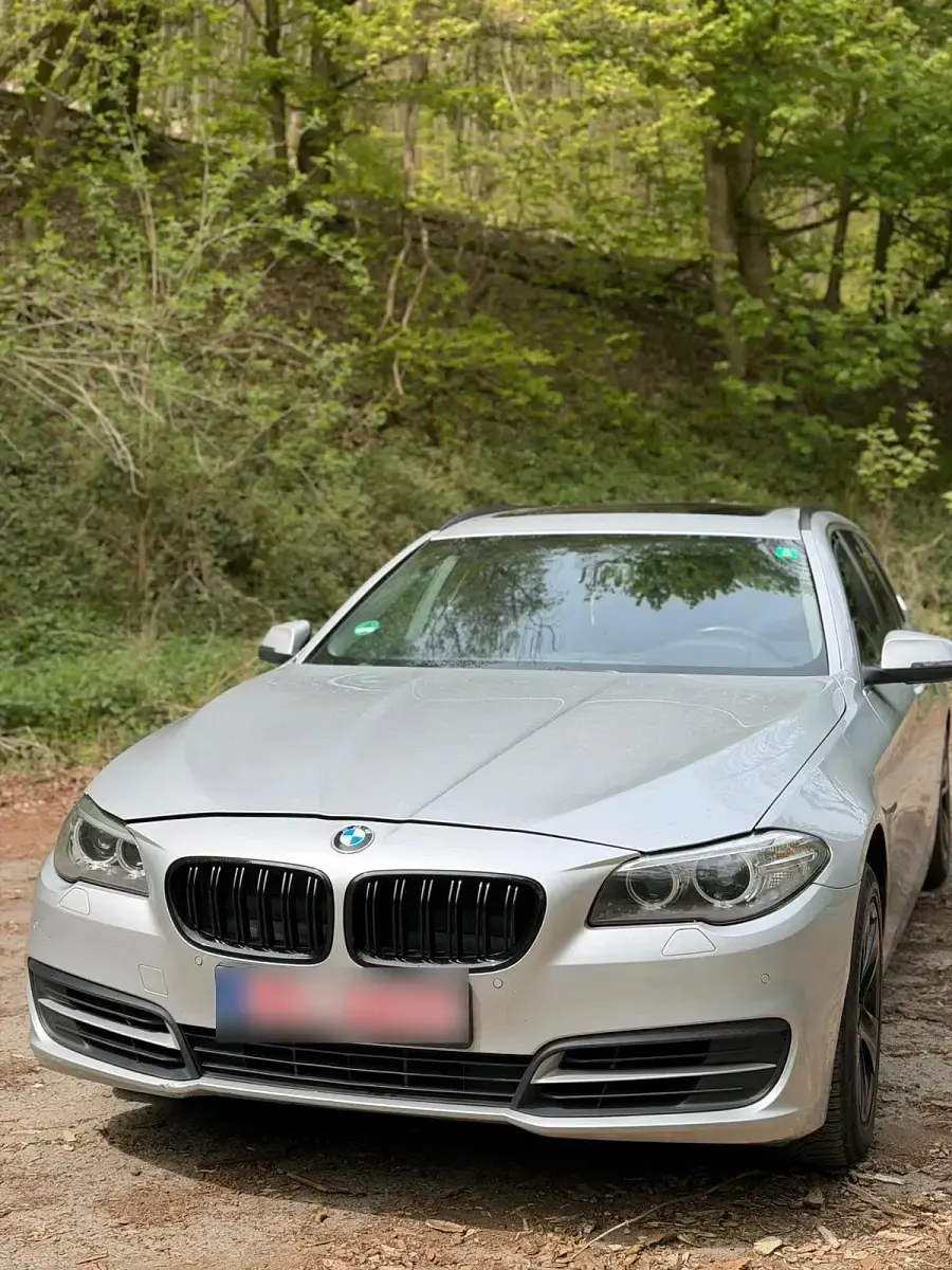 Second-hand BMW 525 234 CP (172 kW) 2014 Berlinǎ