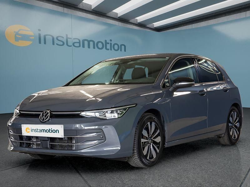 Grau Gebraucht 2025 VW Golf VIII Kleinwagen | 30.349 € (Etwas zu teuer) - Bild 1/4