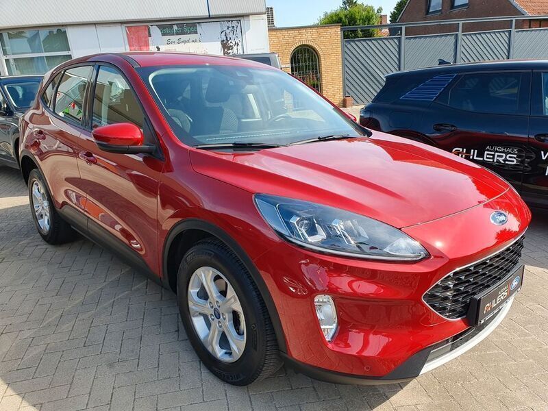 Używany Ford Kuga Cool & Connect 150 KM (110 kW) 2021 Czerwony SUV