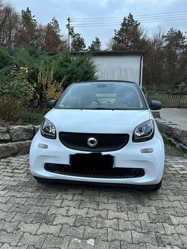 Gebraucht Smart ForTwo Coupé Basis 71 PS (52 kW) 2016 Weiß Kleinwagen