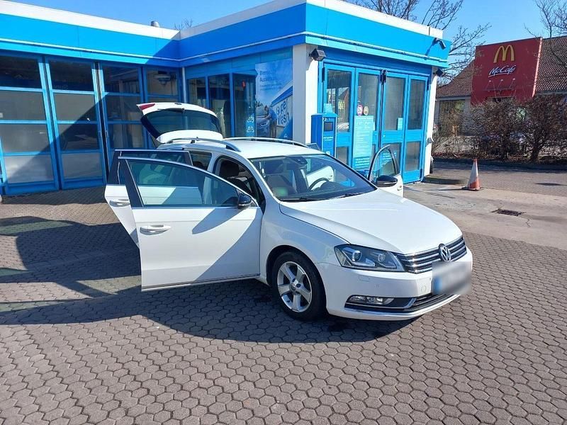 Gebraucht VW Passat 140 PS (102 kW) 2014 Weiß Kombi