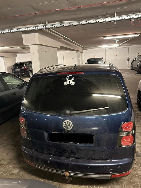 Gebraucht VW Touran 140 PS (102 kW) 2008 Blau Van / Kleinbus