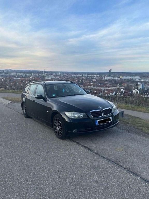 Gebraucht BMW 320 170 PS (125 kW) 2007 Schwarz Kombi