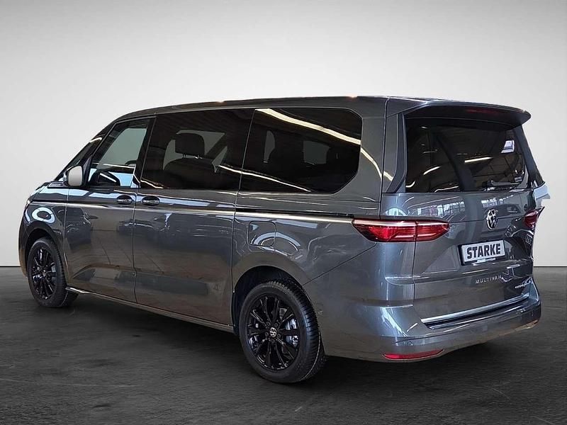 Neu VW Multivan Style 245 PS (180 kW) 2025 Grau (indiumgrau metallic) Van