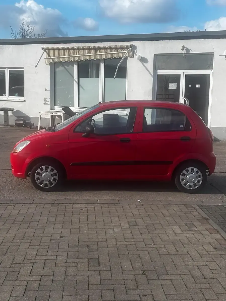 Gebraucht Chevrolet Matiz 52 PS (38 kW) 2007 Rot Kleinwagen