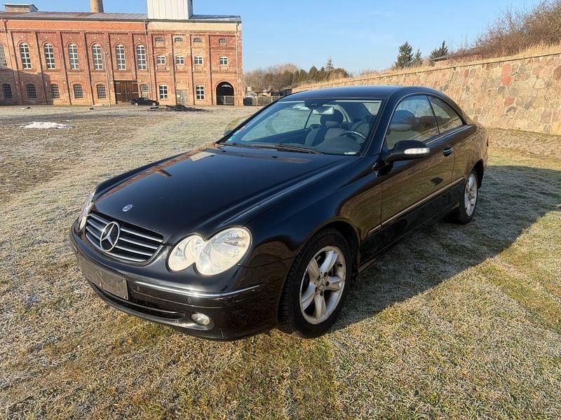 Schwarz Gebraucht 2003 Mercedes CLK320 Avantgarde | 1.999 € (Guter Preis) - Bild 1/4