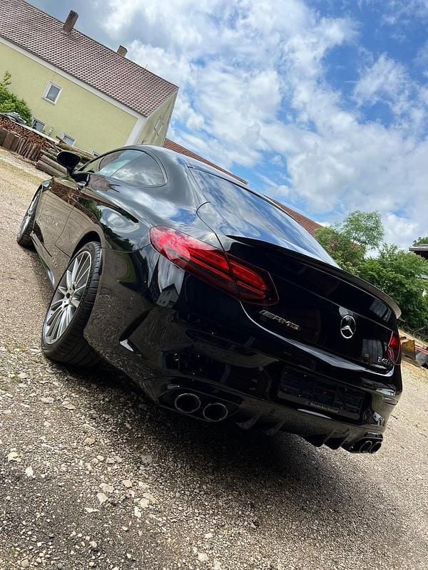 Schwarz Gebraucht 2019 Mercedes C43 AMG AMG Coupé | 40.990 € (Fairer Preis) - Bild 1/4