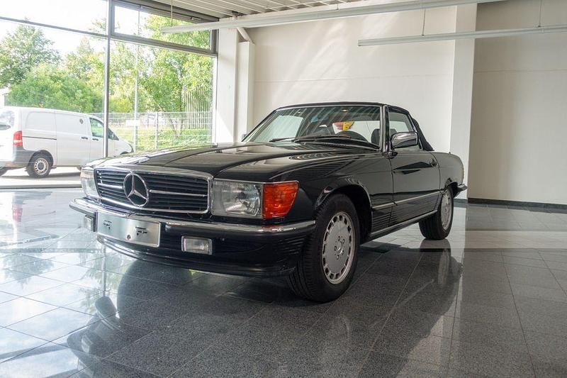 Gebraucht Mercedes 560 231 PS (169 kW) 1988 Schwarz Cabrio