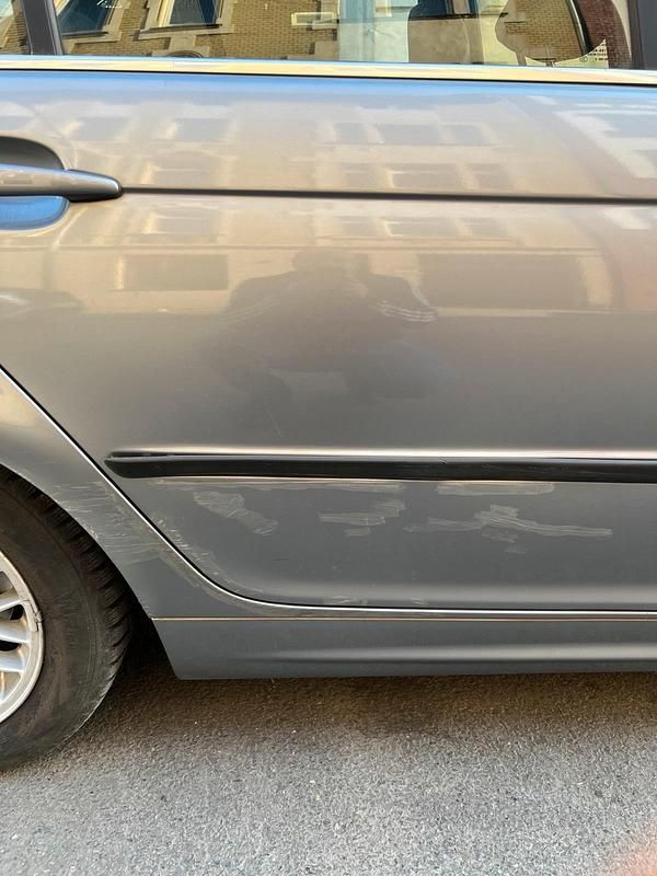 Gebraucht BMW 325 192 PS (141 kW) 2003 Silber Limousine