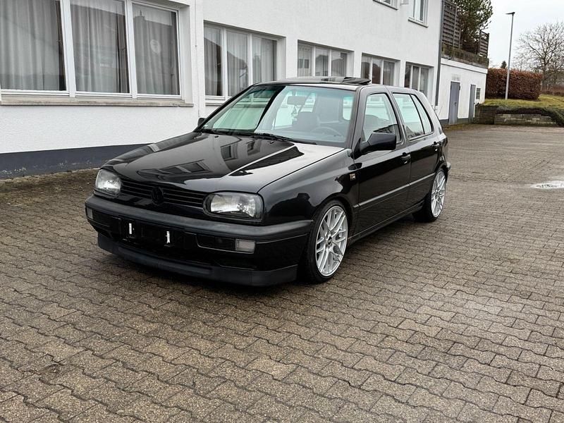 Gebraucht VW Golf III 75 PS (55 kW) 1994 Schwarz Limousine