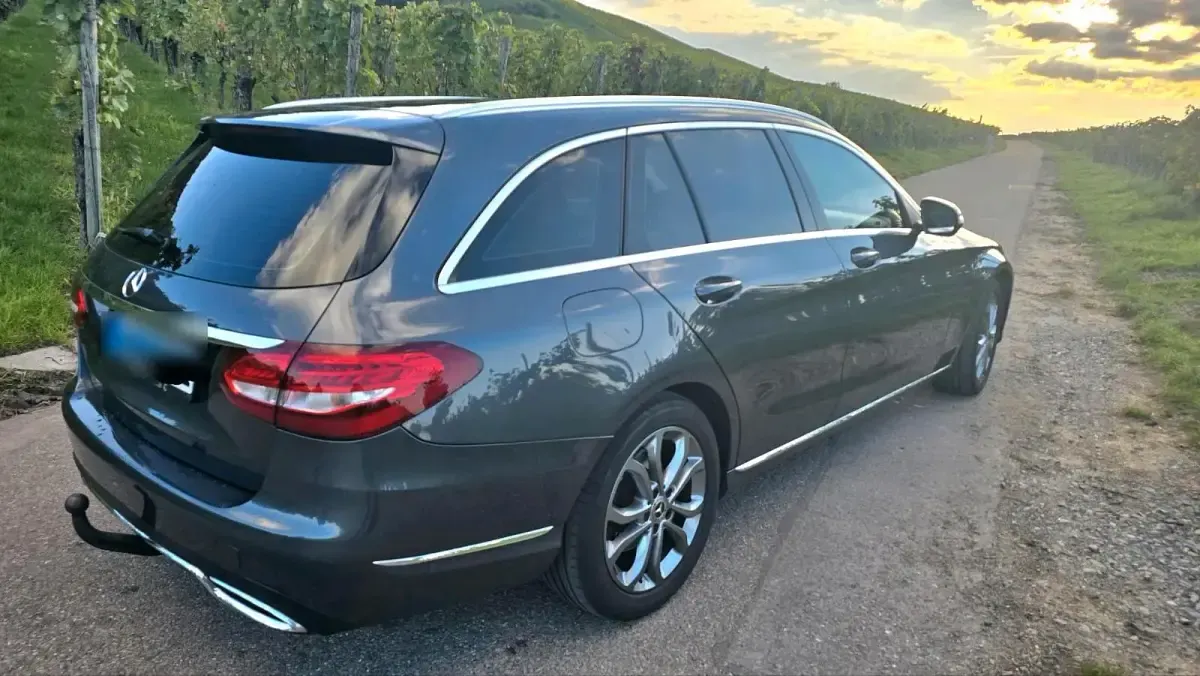 Gebraucht Mercedes C250 204 PS (150 kW) 2014 Grau Kombi