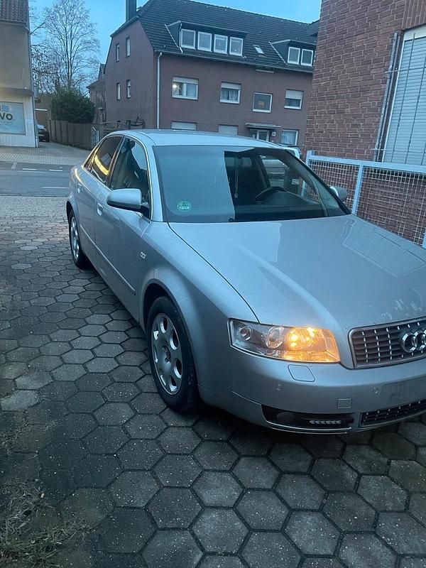 Gebraucht Audi A4 170 PS (125 kW) 2003 Silber Limousine