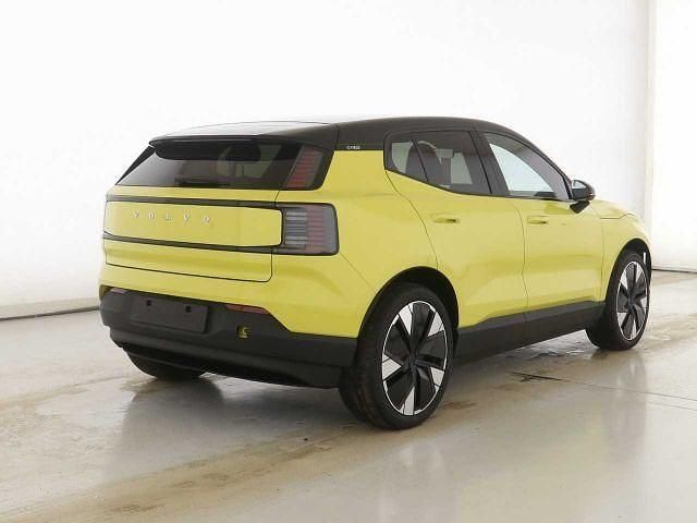 Gebraucht Volvo EX30 Plus 200 kW (272 PS) 2025 Moss yellow SUV