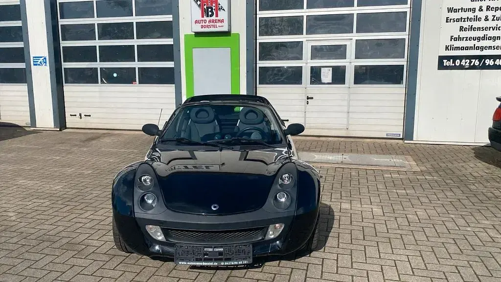 Gebraucht Smart Roadster 82 PS (60 kW) 2024 Schwarz Cabrio
