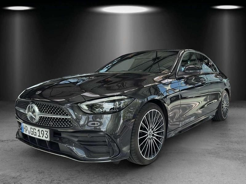 lack graphitgrau Gebraucht 2025 Mercedes C220 AMG Limousine | 51.890 € - Bild 1/4