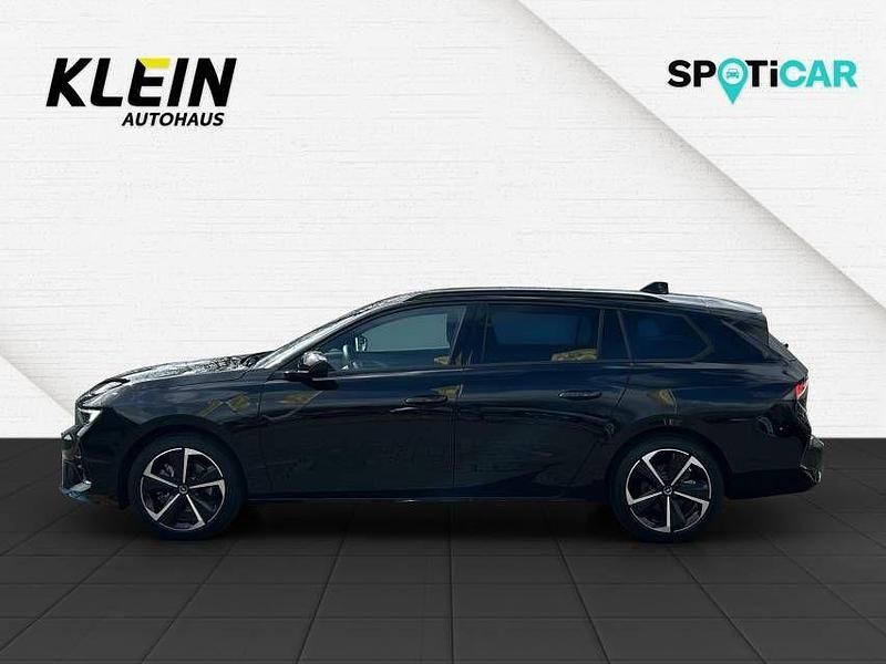 Gebraucht Opel Astra 131 PS (96 kW) 2024 Schwarz Kombi