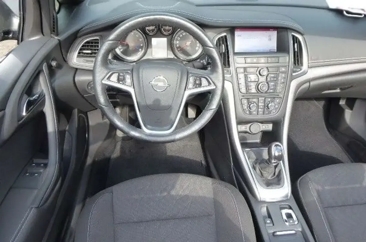 Gebraucht Opel Cascada Edition 140 PS (102 kW) 2017 You drive me crazy Cabrio