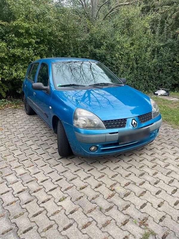 Blau Gebraucht 2002 Renault Clio II Kleinwagen | 2.500 € - Bild 1/2
