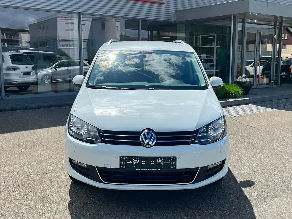 Gebraucht VW Sharan United 150 PS (110 kW) 2021 Weiß Van / Kleinbus