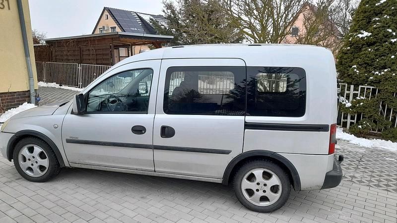Gebraucht Opel Combo 87 PS (63 kW) 2004 Van / Kleinbus