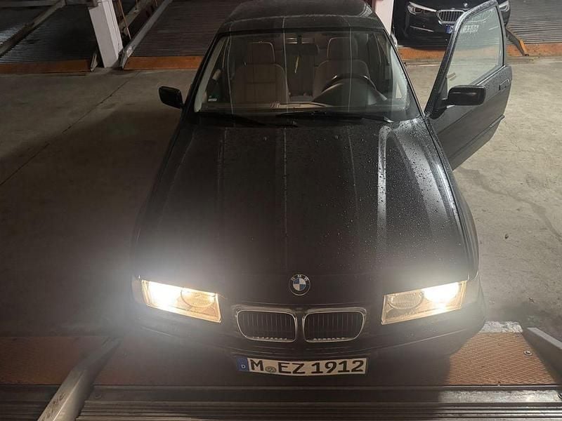 Schwarz Gebraucht 2000 BMW 316 Comfort Edition Coupé | 2.300 € (Fairer Preis) - Bild 1/4
