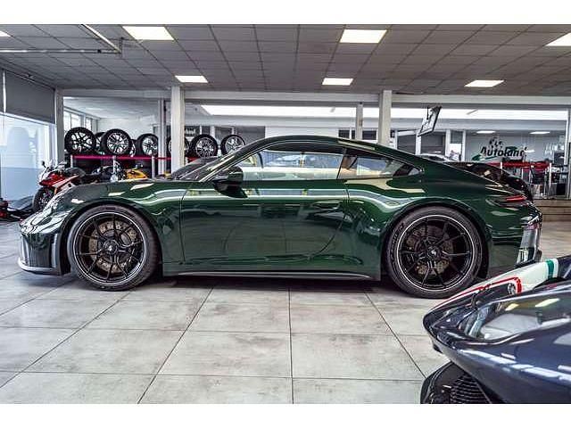 Neu Porsche 911 GT3 Sport 510 PS (375 kW) 2025 Oakgrünmetallic neo Coupé