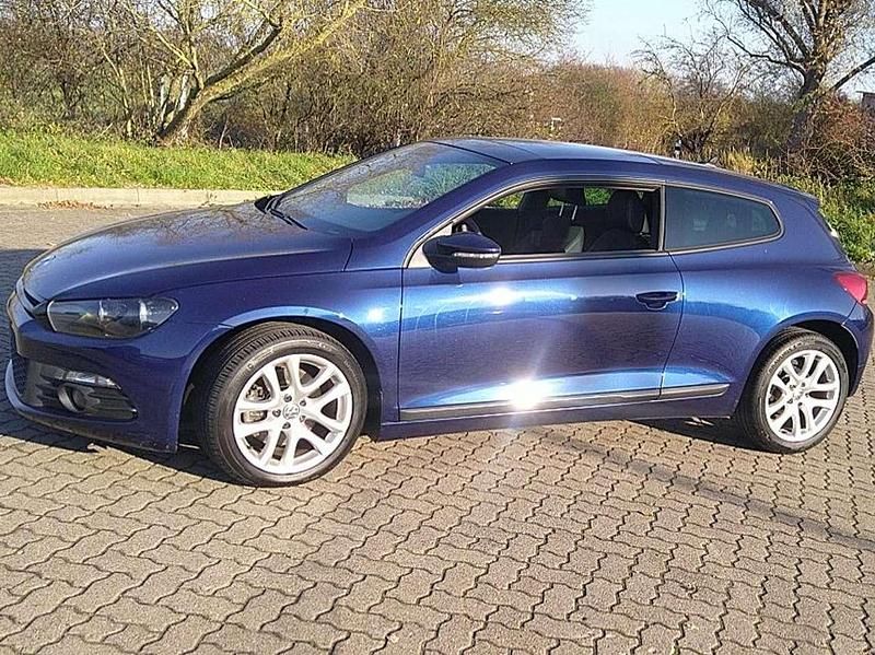 Gebraucht VW Scirocco 160 PS (117 kW) 2009 Blau Coupé