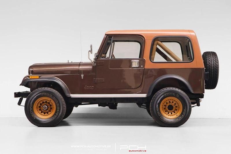 Gebraucht Jeep CJ 209 PS (153 kW) 1983 Braun Cabrio