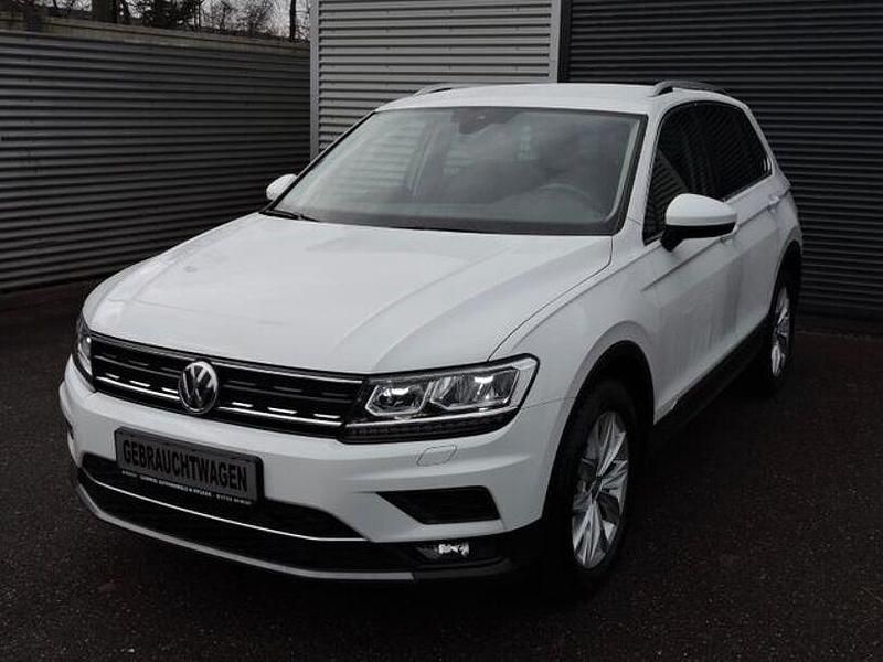 Gebraucht VW Tiguan Highline 150 PS (110 kW) 2018 Weiß SUV