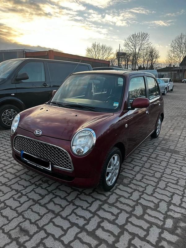 Violet Gebraucht 2007 Daihatsu Trevis Kleinwagen | 3.249 € (Teuer) - Bild 1/4