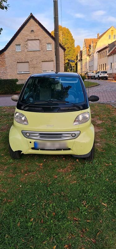 Andere farben Gebraucht 2001 Smart ForTwo Coupé Kleinwagen | 1.300 € (Guter Preis) - Bild 1/4