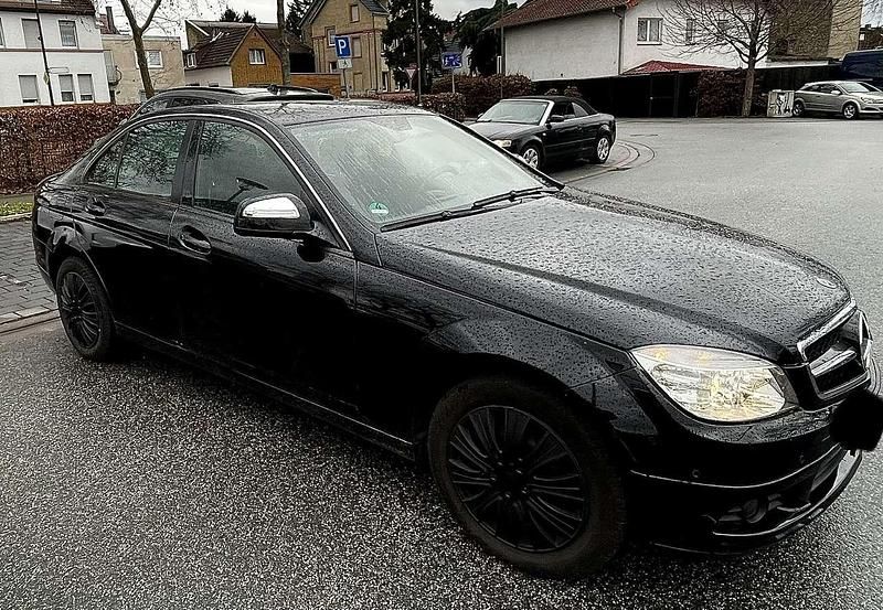Gebraucht Mercedes C180 Elegance 156 PS (114 kW) 2007 Schwarz Limousine