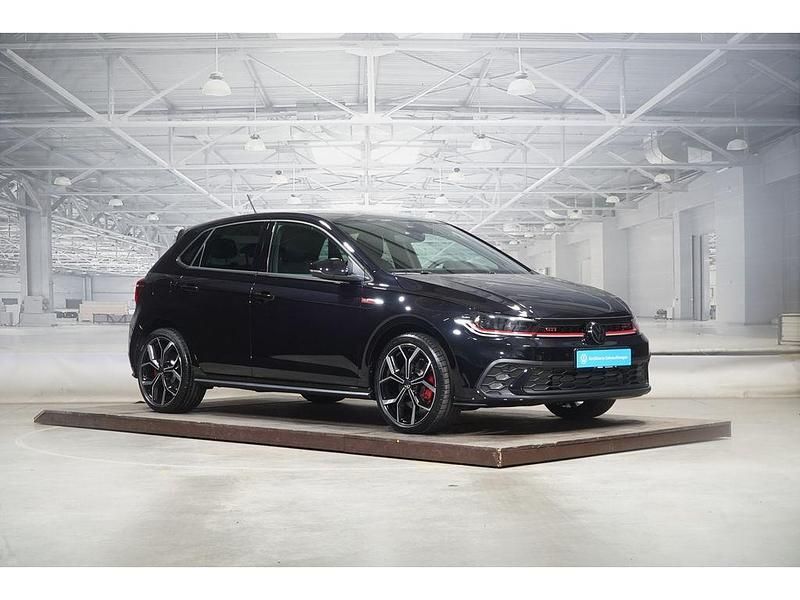 Gebraucht VW Polo Select 207 PS (152 kW) 2025 Schwarz Limousine