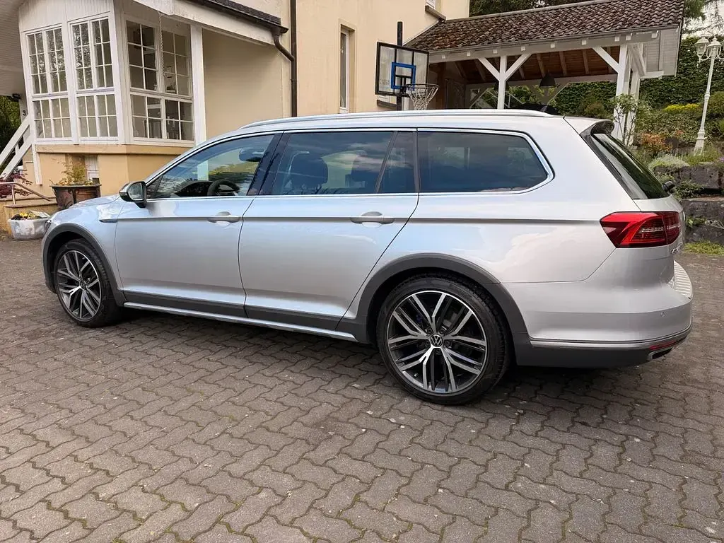 Gebraucht VW Passat Alltrack 190 PS (139 kW) 2019 Silber Kombi
