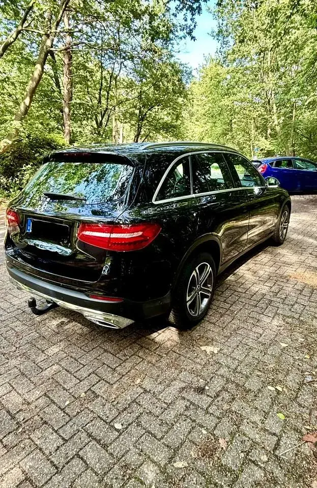 Gebraucht Mercedes GLC220 170 PS (125 kW) 2019 Schwarz SUV