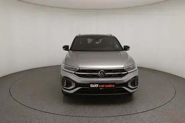 Second-hand VW T-Roc R-line 150 CP (110 kW) 2025 Argintiu SUV