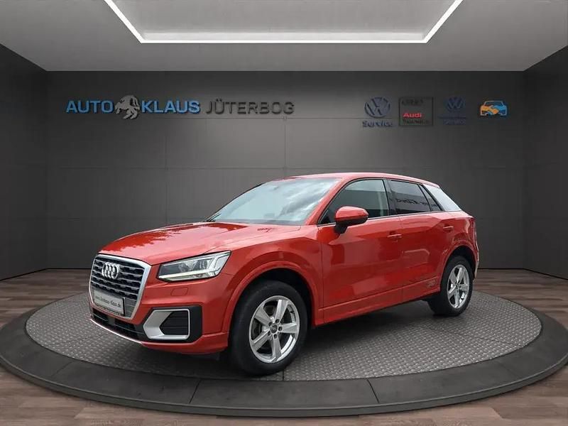 Gebraucht Audi Q2 Sport 150 PS (110 kW) 2017 Korallenorange (orange) SUV