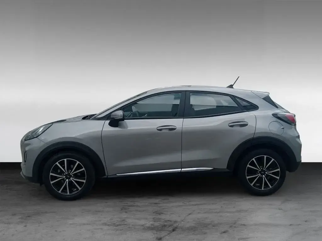 Używany Ford Puma Titanium 125 KM (91 kW) 2022 Srebrny SUV