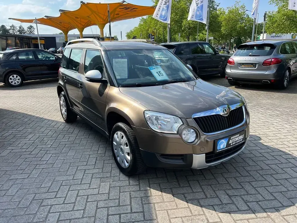 Gebraucht Skoda Yeti Active 105 PS (77 kW) 2010 Braun SUV