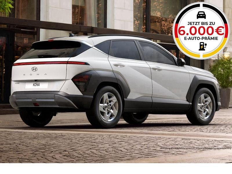 Neu Hyundai Kona Select 150 PS (110 kW) 2026 Schwarz SUV