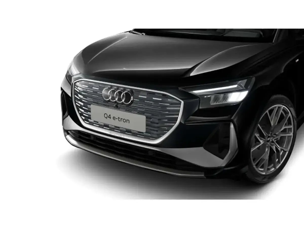 Gebraucht Audi Q4 e-tron S-Line 219 kW (299 PS) 2023 Mythosschwarz metallic SUV