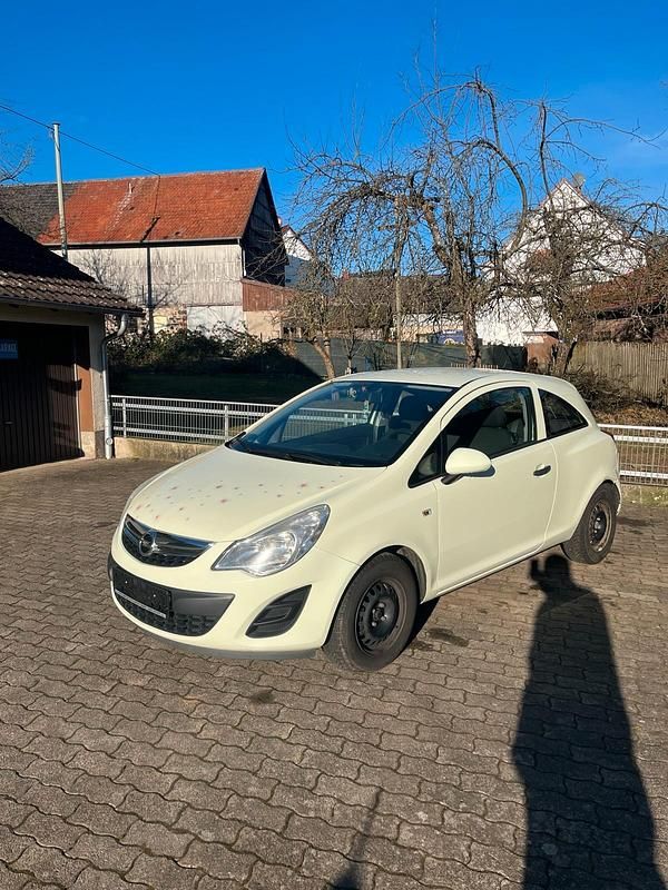Gebraucht Opel Corsa 69 PS (50 kW) 2012 Andere farben Kleinwagen