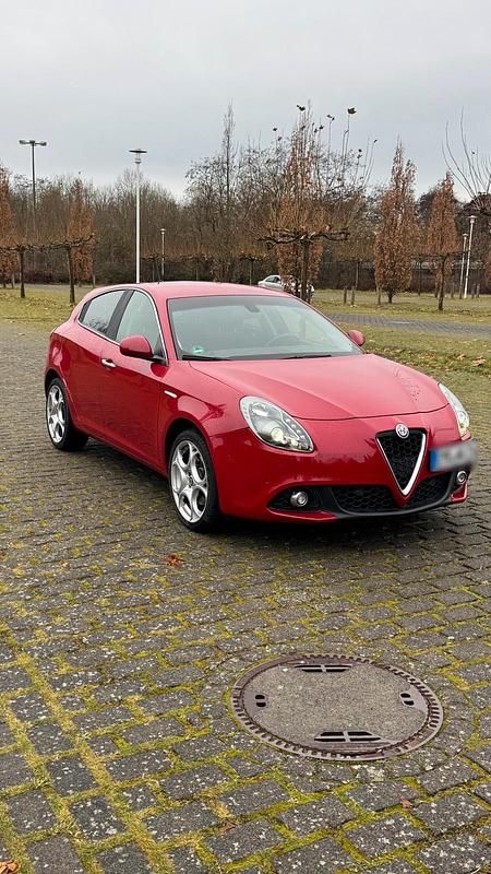 Gebraucht Alfa Romeo Giulietta 170 PS (125 kW) 2018 Kleinwagen
