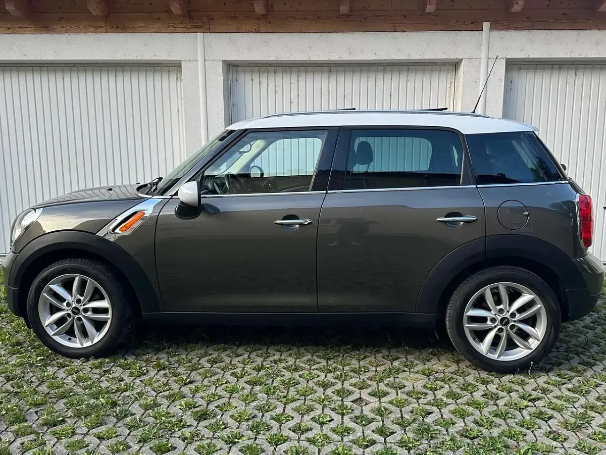 Gebraucht Mini Cooper Countryman 122 PS (89 kW) 2011 Royal grey metallic SUV
