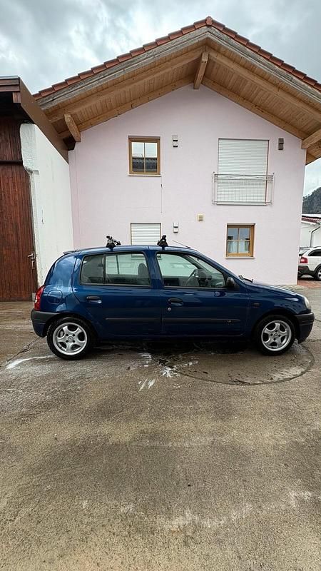 Gebraucht Renault Clio II 58 PS (42 kW) 2000 Blau Kleinwagen