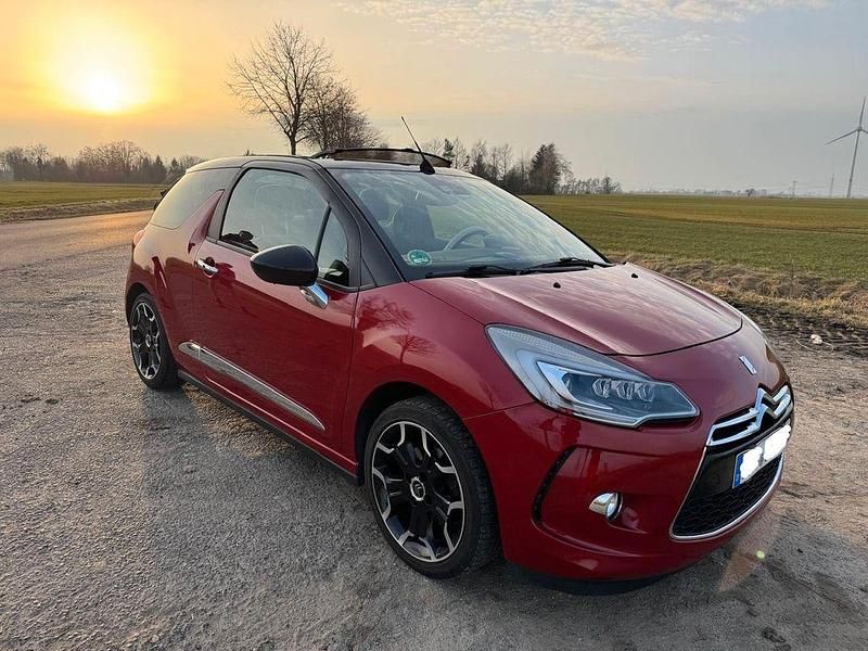 Gebraucht Citroën DS3 Sport Chic 156 PS (114 kW) 2014 Rot Kleinwagen