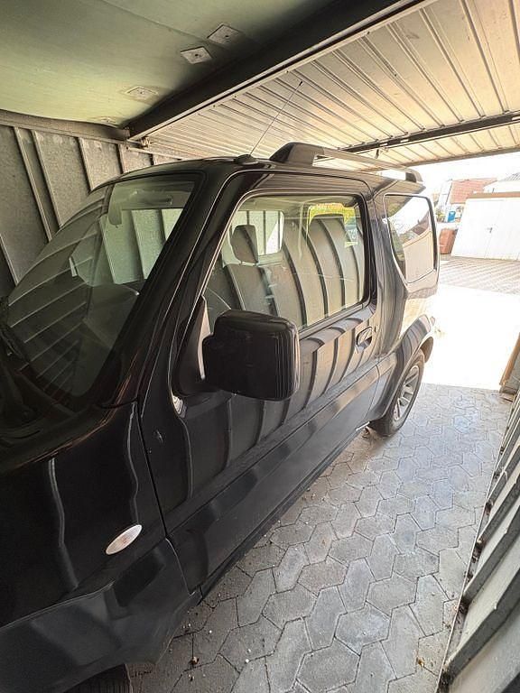 Gebraucht Suzuki Jimny 84 PS (61 kW) 2017 Schwarz SUV